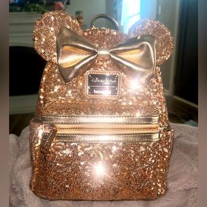 New With Tags: Minnie Mouse Sequin Loungefly Backpack in Rose Gold